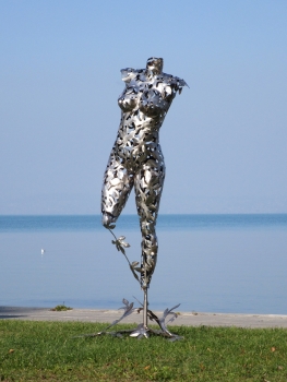 Stainless steel female act garden